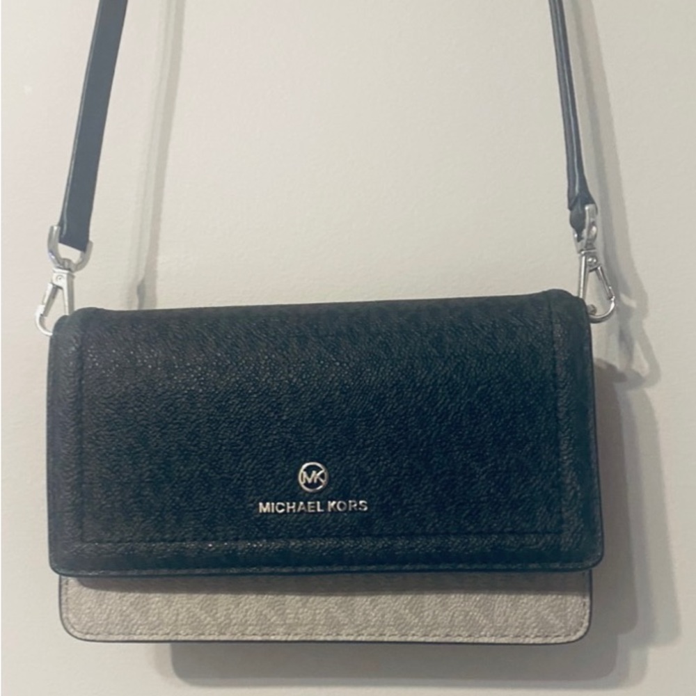 MICHAEL KORS NEW Jet Set Logo Smartphone Convertible Crossbody Bag
